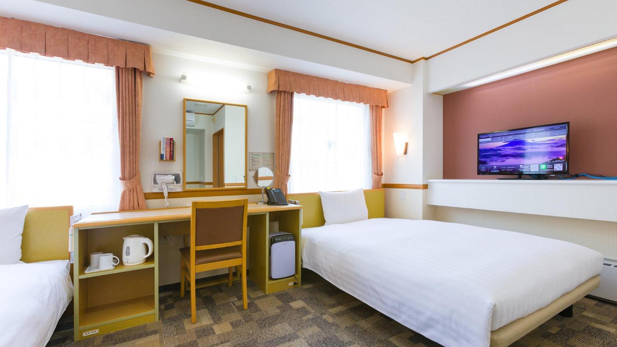 Toyoko Inn Shizuoka Fujieda Eki Kita Guchi Zimmer foto