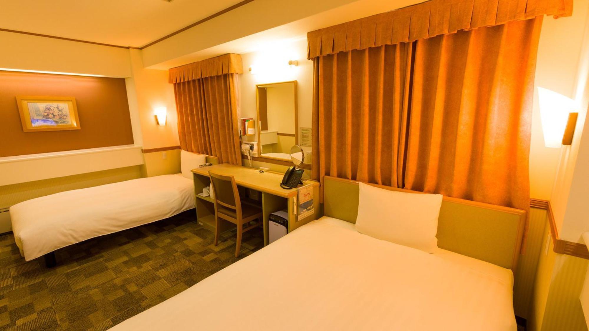 Toyoko Inn Shizuoka Fujieda Eki Kita Guchi Zimmer foto
