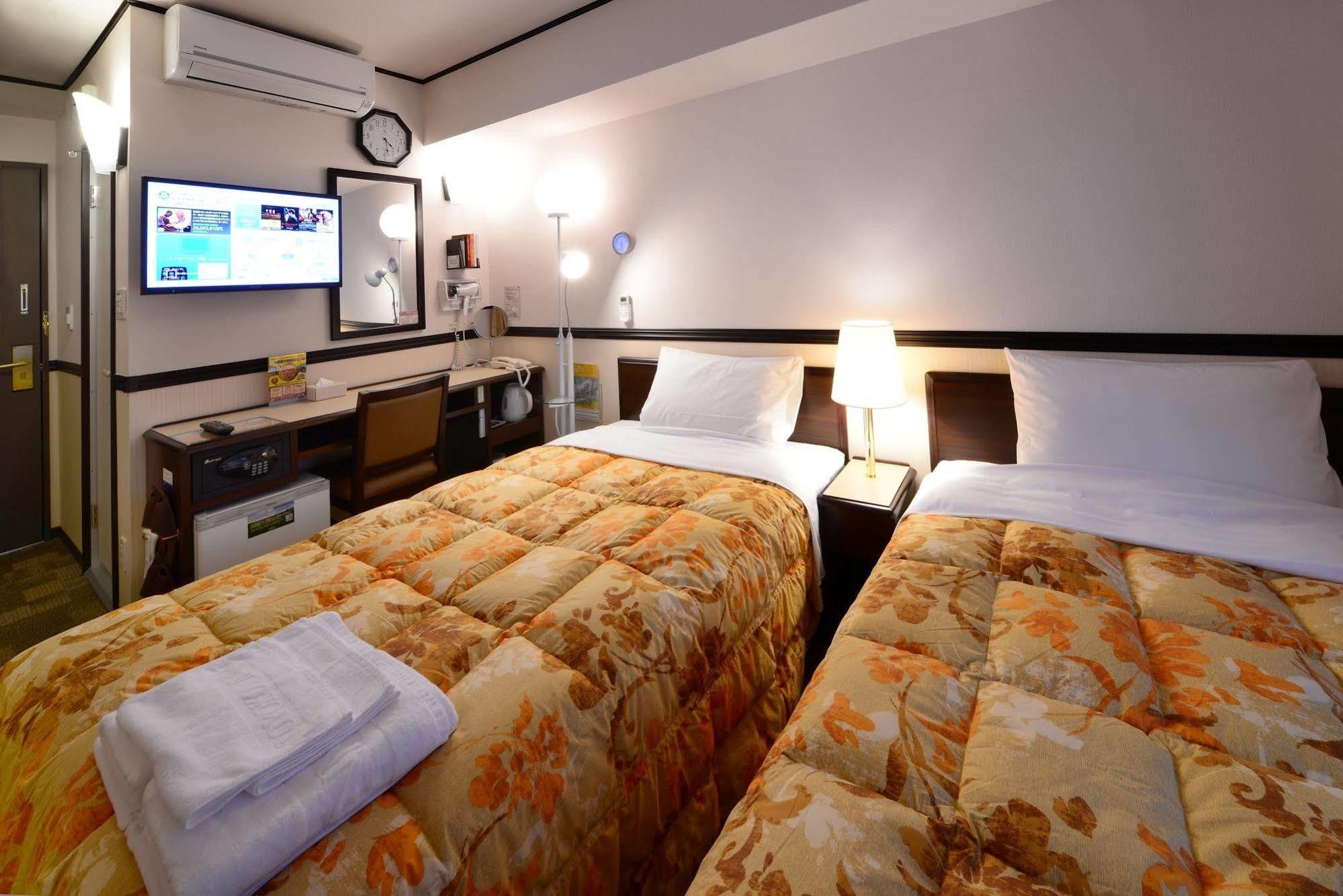 Toyoko Inn Shizuoka Fujieda Eki Kita Guchi Exterior foto